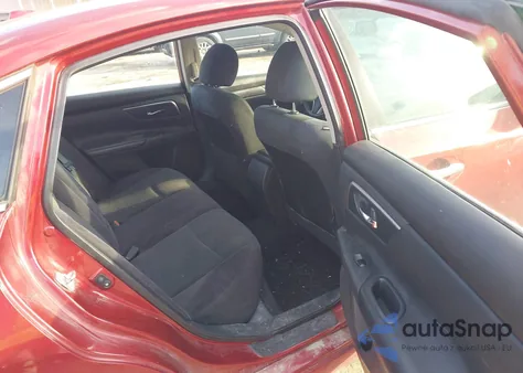 2015 Nissan Altima 2.5 S из США, поврежденный, VIN 1N4AL3AP9FC576529